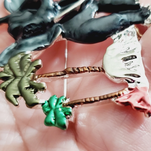 ELEPHANT trunk up palm trees safari brooch enamel beautiful silver - Picture 5 of 8